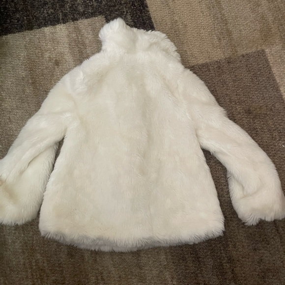 Girls Frozen faux fur coat - Picture 3 of 5